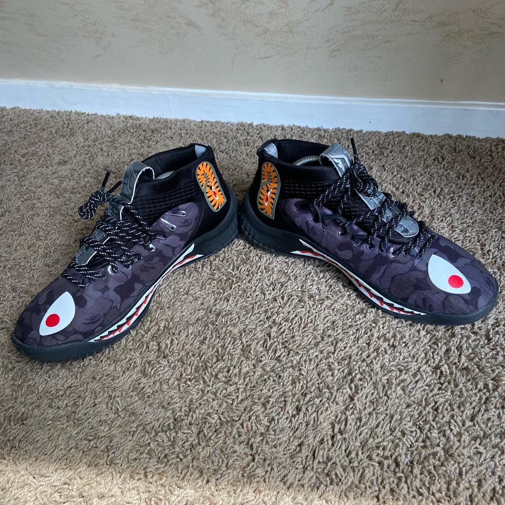 😎😎SOLD😎😎Adidas DAME 4 BAPE Black Camo - Picture 8 of 16